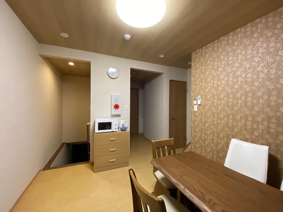 Wutong-40 Minutes Direct To Kansai Airport And 5 Minute Walk To Jr Or Subway Or Nankai Line And 1 Minute To Tsutenkaku The Landmark Of Osaka And Many Japanese Bistros Nearby Esterno foto