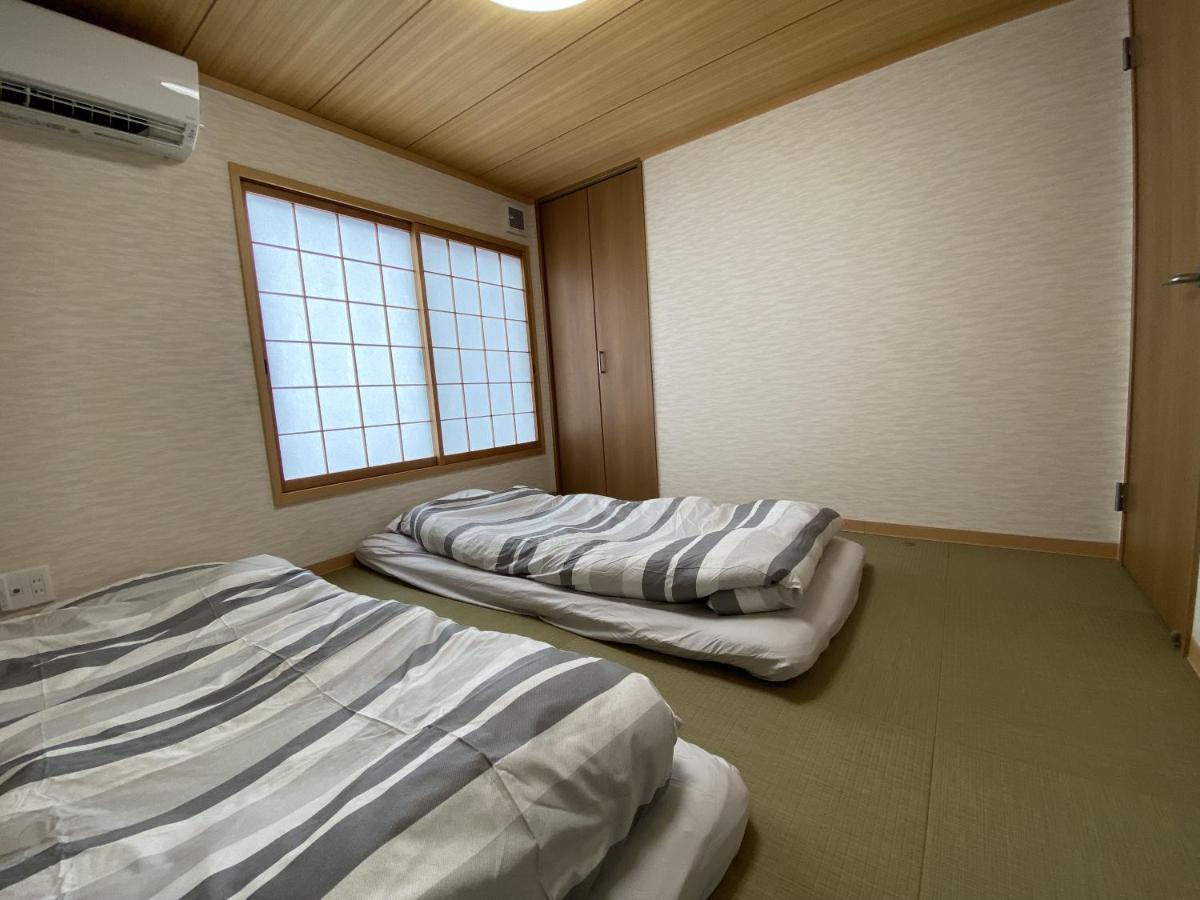 Wutong-40 Minutes Direct To Kansai Airport And 5 Minute Walk To Jr Or Subway Or Nankai Line And 1 Minute To Tsutenkaku The Landmark Of Osaka And Many Japanese Bistros Nearby Esterno foto